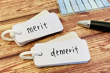 メリット・デメリットで比較