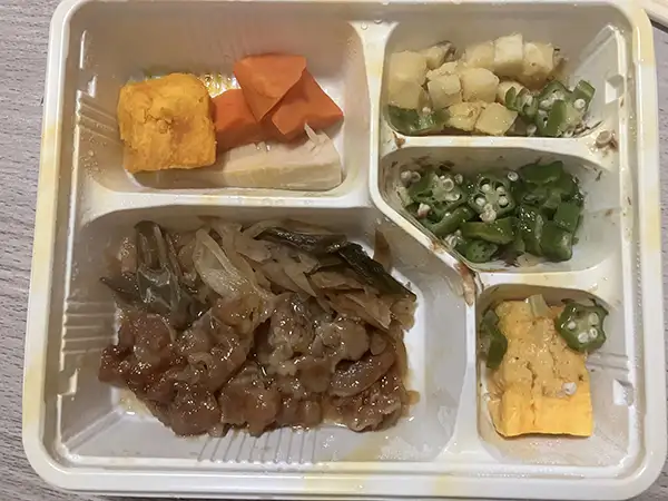 主菜：牛肉のしぐれに風